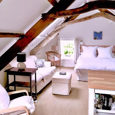 The Attic Apartment, Quay Street Studios Кардиган Экстерьер фото